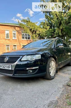 Универсал Volkswagen Passat 2005 в Казатине