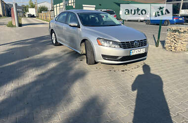 Седан Volkswagen Passat 2011 в Черновцах