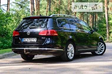 Універсал Volkswagen Passat 2012 в Львові