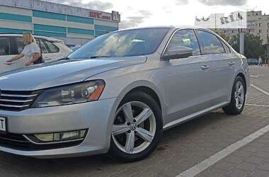 Седан Volkswagen Passat 2012 в Крюковщине