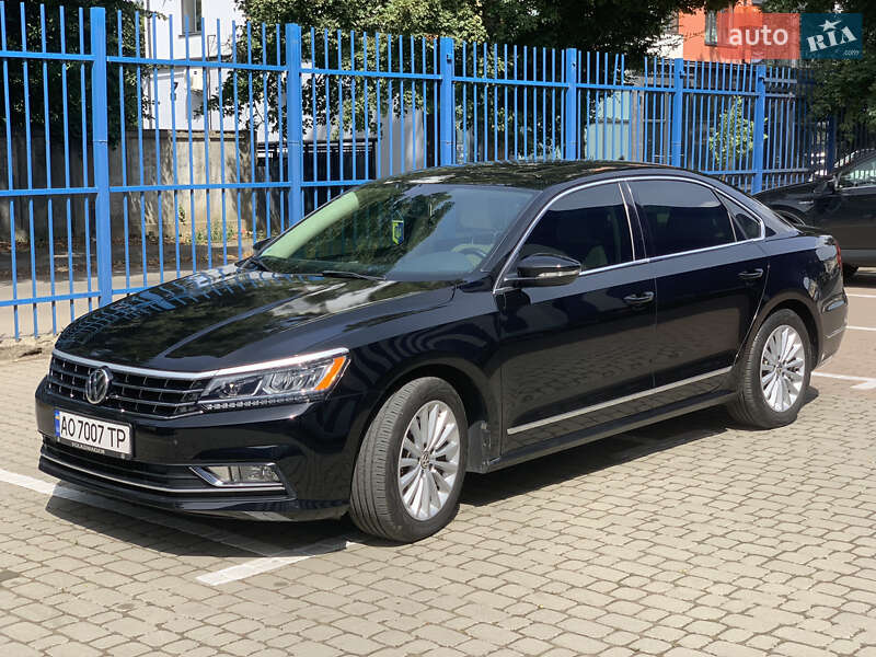 Седан Volkswagen Passat 2016 в Ужгороде