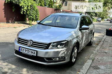 Универсал Volkswagen Passat 2013 в Киеве