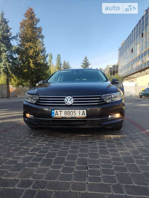 Универсал Volkswagen Passat 2015 в Ивано-Франковске