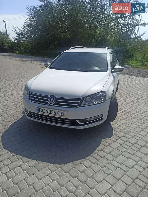Volkswagen Passat 2011