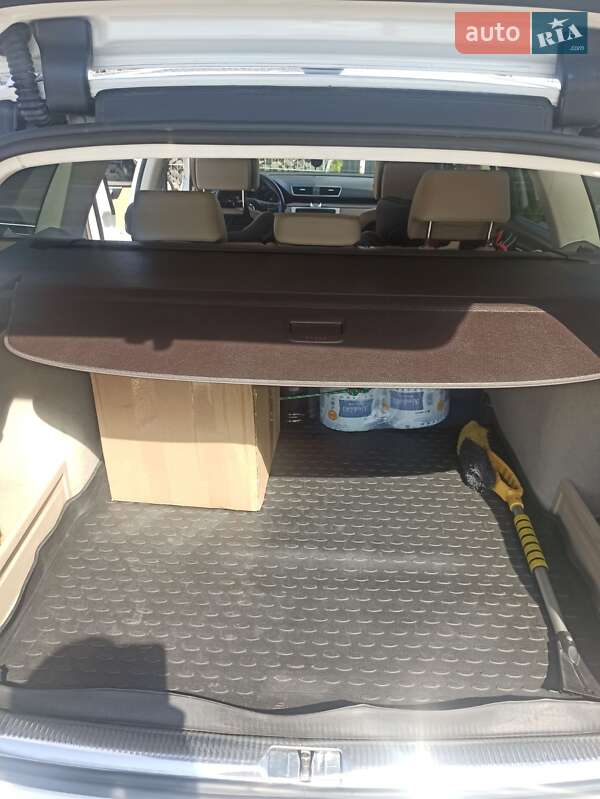 Універсал Volkswagen Passat 2011 в Львові
