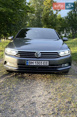 Седан Volkswagen Passat 2015 в Бурыни