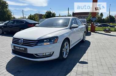 Седан Volkswagen Passat 2015 в Львові