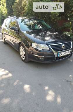 Універсал Volkswagen Passat 2006 в Рівному