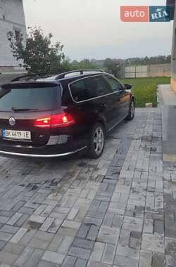 Универсал Volkswagen Passat 2013 в Костополе