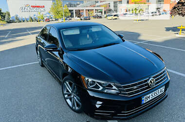 Седан Volkswagen Passat 2017 в Києві