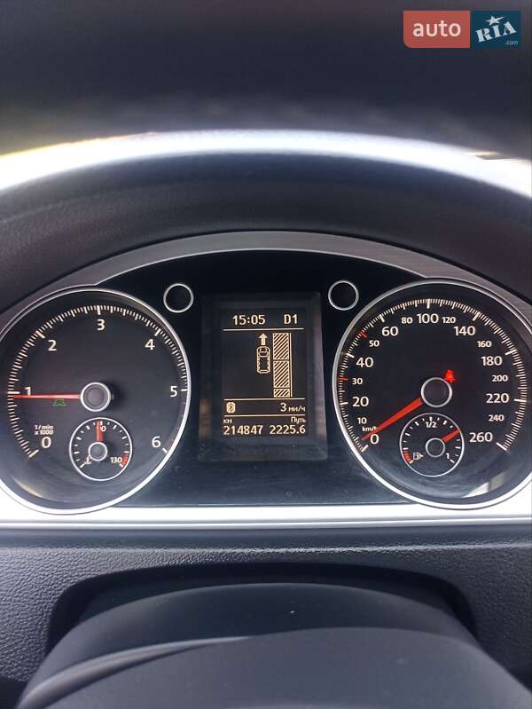 Універсал Volkswagen Passat 2014 в Дрогобичі