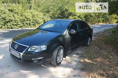 Седан Volkswagen Passat 2007 в Чернівцях