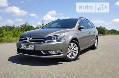 Універсал Volkswagen Passat 2011 в Коломиї