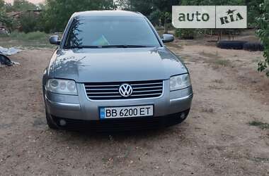 Седан Volkswagen Passat 2003 в Кременчуці