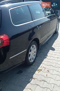Универсал Volkswagen Passat 2010 в 