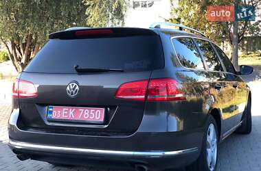 Универсал Volkswagen Passat 2012 в Луцке