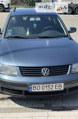 Универсал Volkswagen Passat 2000 в Киеве