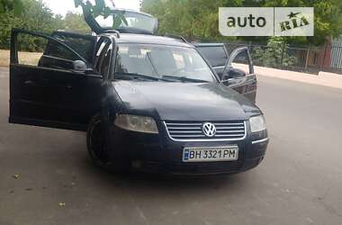 Універсал Volkswagen Passat 2004 в Одесі