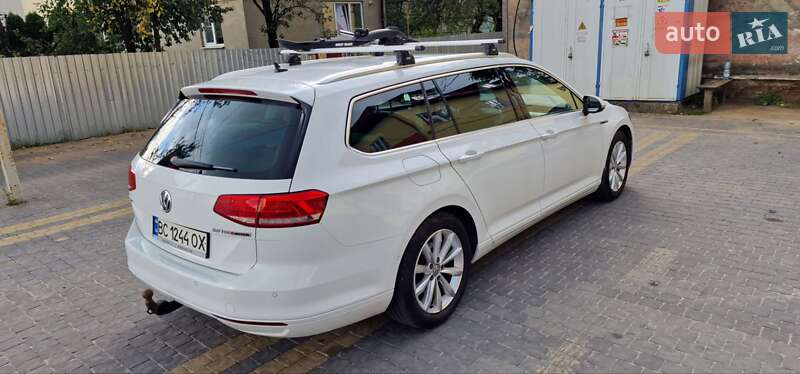 Универсал Volkswagen Passat 2016 в Львове