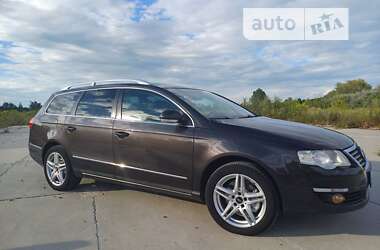 Универсал Volkswagen Passat 2005 в Борзне