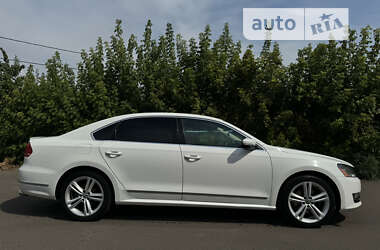 Седан Volkswagen Passat 2013 в Кривом Роге