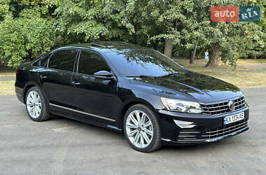 Седан Volkswagen Passat 2017 в Харькове