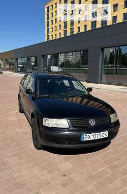 Универсал Volkswagen Passat 1999 в Нетешине