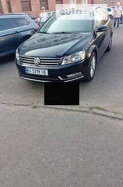 Универсал Volkswagen Passat 2012 в Полтаве