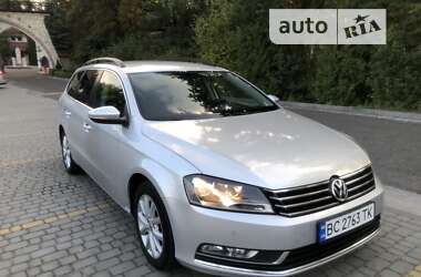 Універсал Volkswagen Passat 2014 в Львові