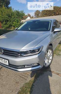 Седан Volkswagen Passat 2016 в Вінниці