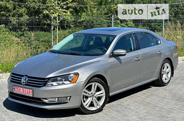 Седан Volkswagen Passat 2014 в Львові