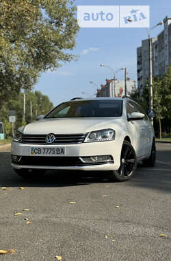 Универсал Volkswagen Passat 2012 в Чернигове