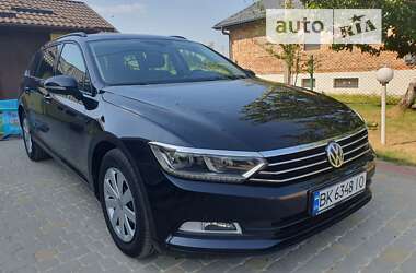 Универсал Volkswagen Passat 2019 в Ровно