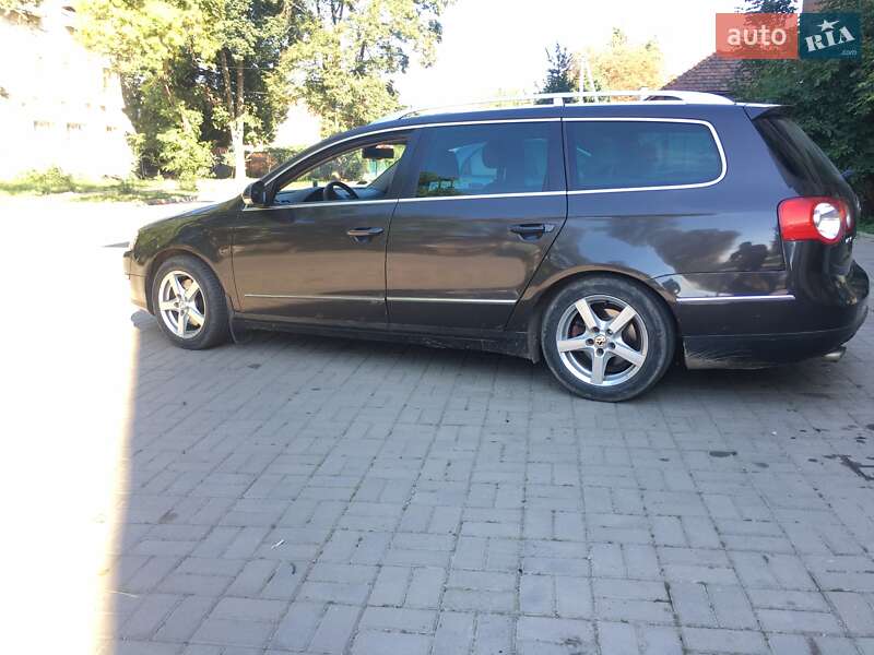 Универсал Volkswagen Passat 2006 в Хусте