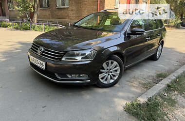 Универсал Volkswagen Passat 2013 в Киеве