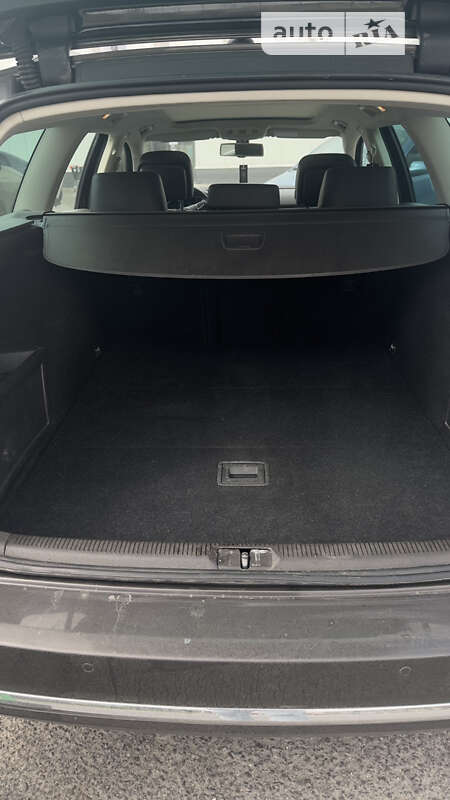 Універсал Volkswagen Passat 2013 в Львові