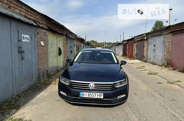 Седан Volkswagen Passat 2015 в Полтаве