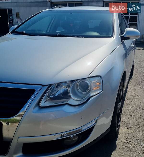 Универсал Volkswagen Passat 2010 в Львове фото 24 Универсал Volkswagen Passat 2010 в Львове