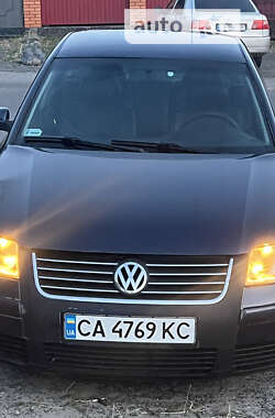 Седан Volkswagen Passat 1997 в Звенигородці