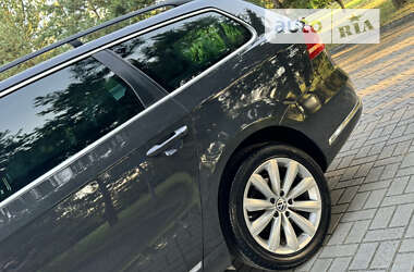 Универсал Volkswagen Passat 2012 в Дрогобыче