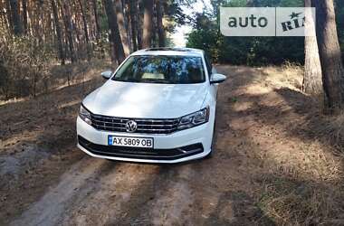 Седан Volkswagen Passat 2018 в Мерефа