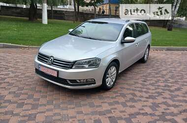 Універсал Volkswagen Passat 2013 в Броварах