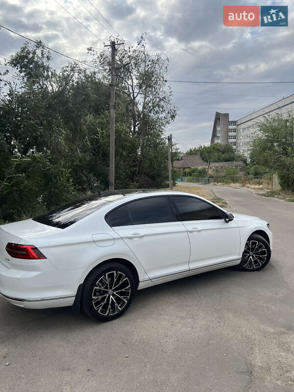 Седан Volkswagen Passat 2017 в Кривому Розі фото 8 Седан Volkswagen Passat 2017 в Кривому Розі