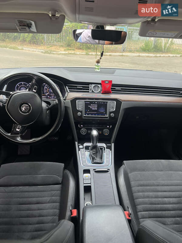 Седан Volkswagen Passat 2017 в Кривому Розі фото 15 Седан Volkswagen Passat 2017 в Кривому Розі