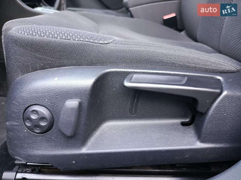 Универсал Volkswagen Passat 2009 в Киеве