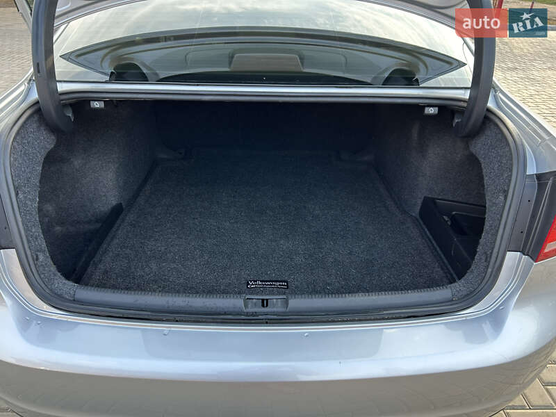 Седан Volkswagen Passat 2015 в Дружковке