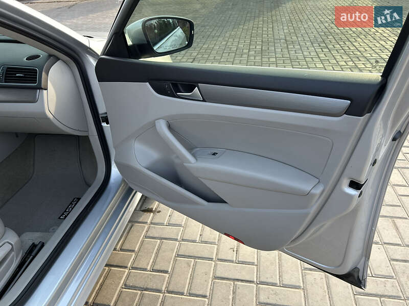 Седан Volkswagen Passat 2015 в Дружковке