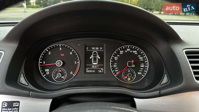 Седан Volkswagen Passat 2012 в Кривом Роге