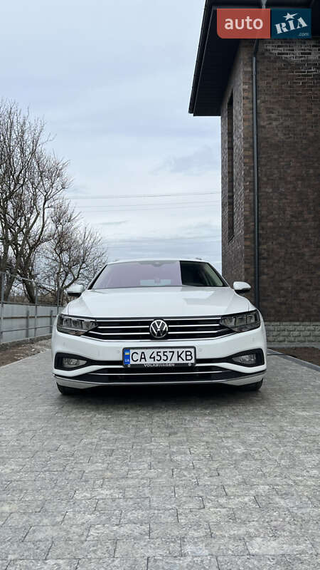 Універсал Volkswagen Passat 2019 в Умані