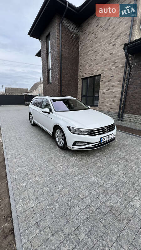 Універсал Volkswagen Passat 2019 в Умані